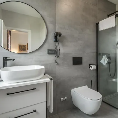 House On First Floor 2258 Holiday home Pula