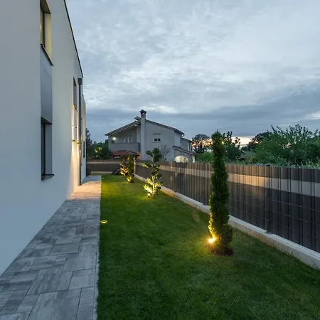 House On First Floor 2258 Casa vacanze *